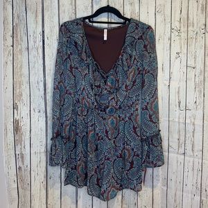 NWT xhiliration paisley print romper size medium